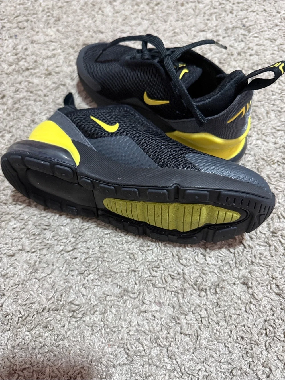 Nike Kids Black and Yellow Mesh Athletic Sneakers